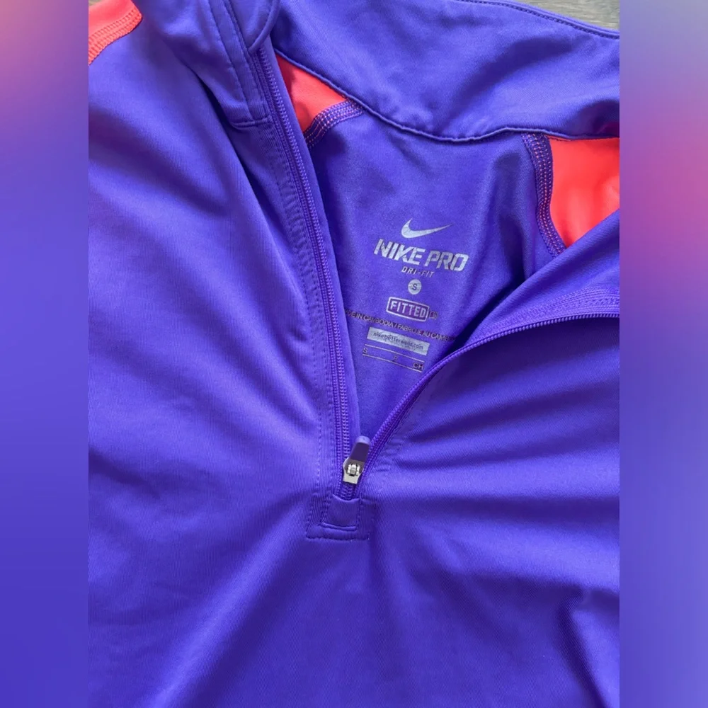 NIKE Pro dri-fit fitted 1/4 zip pullover purple orange women’s size small